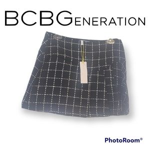 HP BCBGeneration NWT Black and White skirt 8
